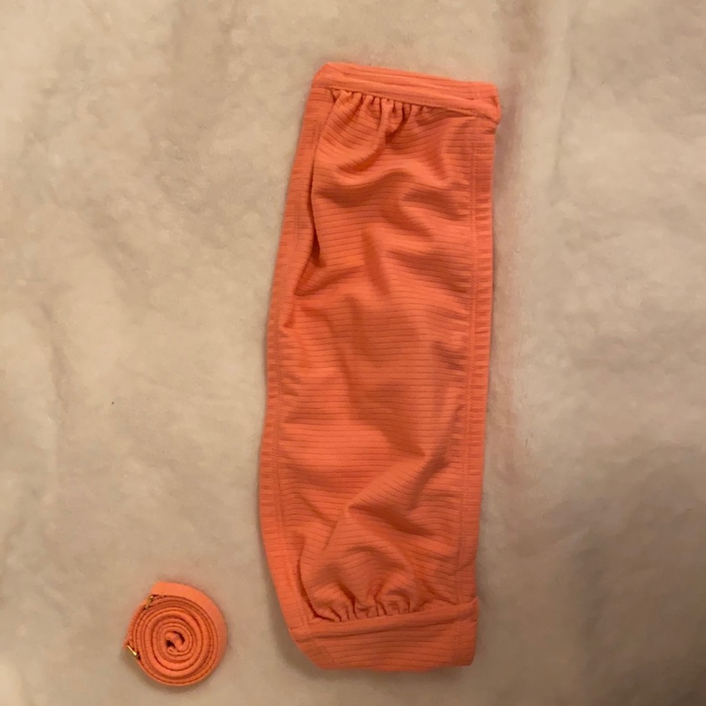 Strapless coral bikini top with removable straps